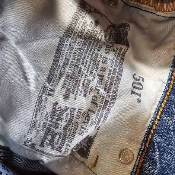 NWT LEVI'S 501 STRAIGHT RIPPED JEANS 27 X 26 WOMENS - Picture 9 of 16